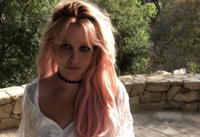 Britney Spears újabb ámokfutást rendezett a neten