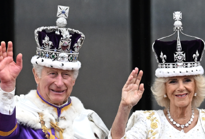  Így köszöntette Károly király és a családja a tömeget a Buckingham-palota erkélyéről
