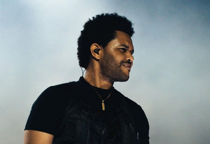 The Weeknd beszédhangját most hallják először a rajongók, el vannak ájulva – videó