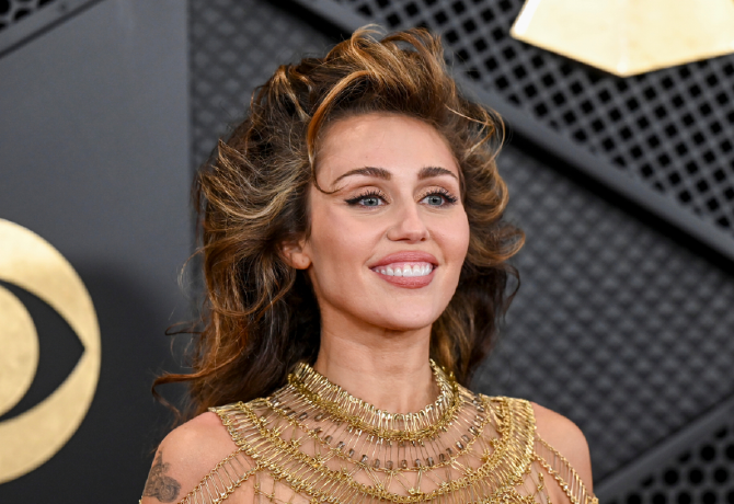 Köszi Miley és Blake: visszatér a '80-as évek legmenőbb frizurája! 