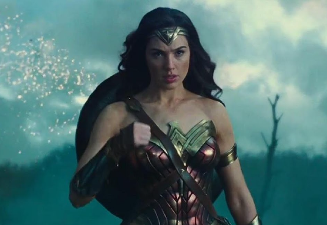 3 film, amiben a női szuperhős menti meg a világot